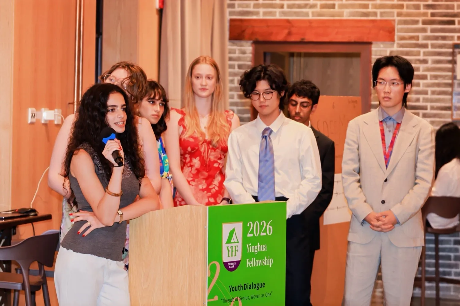 Team 4 presenting at the final showcase