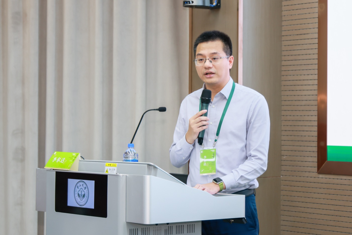 Li Erda, Secretary-General of the Guoqiang Public Welfare Foundation, shares what inspired the Yinghua Fellowship